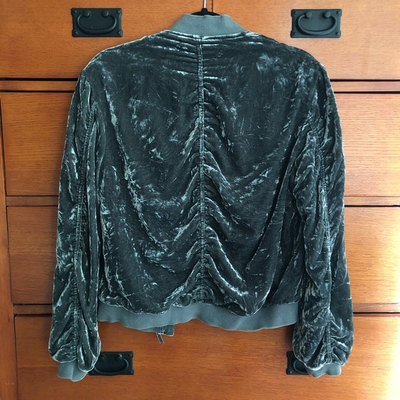 Free People Ruched Bomber size XS Sold Out! - Picture 5 of 6